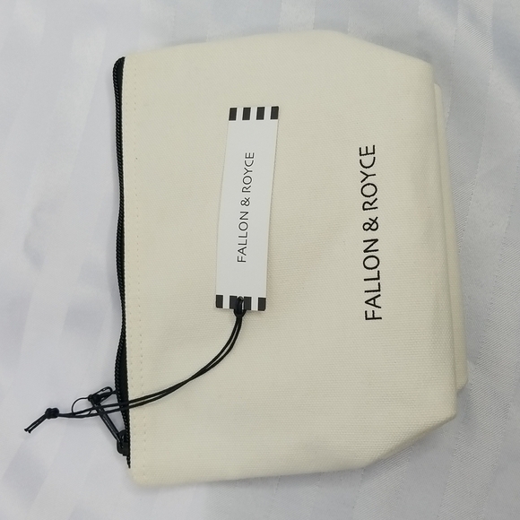 FALLON & ROYCE BOUJEE CRYSTAL COSMETIC CASE - Picture 4 of 8